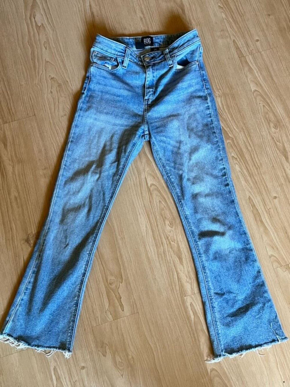 BDG Urban Outfitters Kick Flare High Rise Cropped Jeans Light Wash 24 basic Y2k